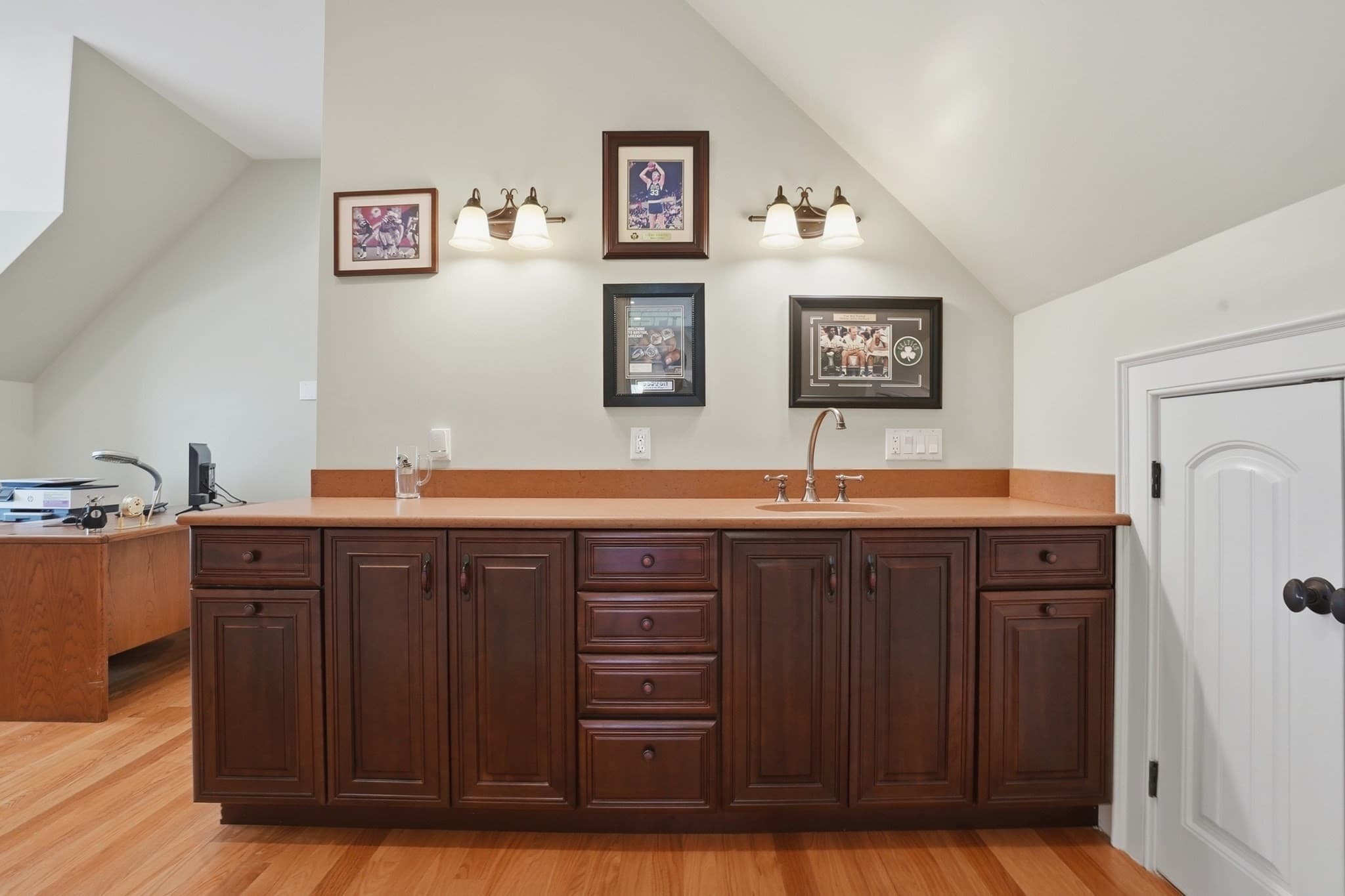 Single Family Residence at 1 Twin Springs Drive, Saugus MA 01906, Saugus, photo 33 of 42