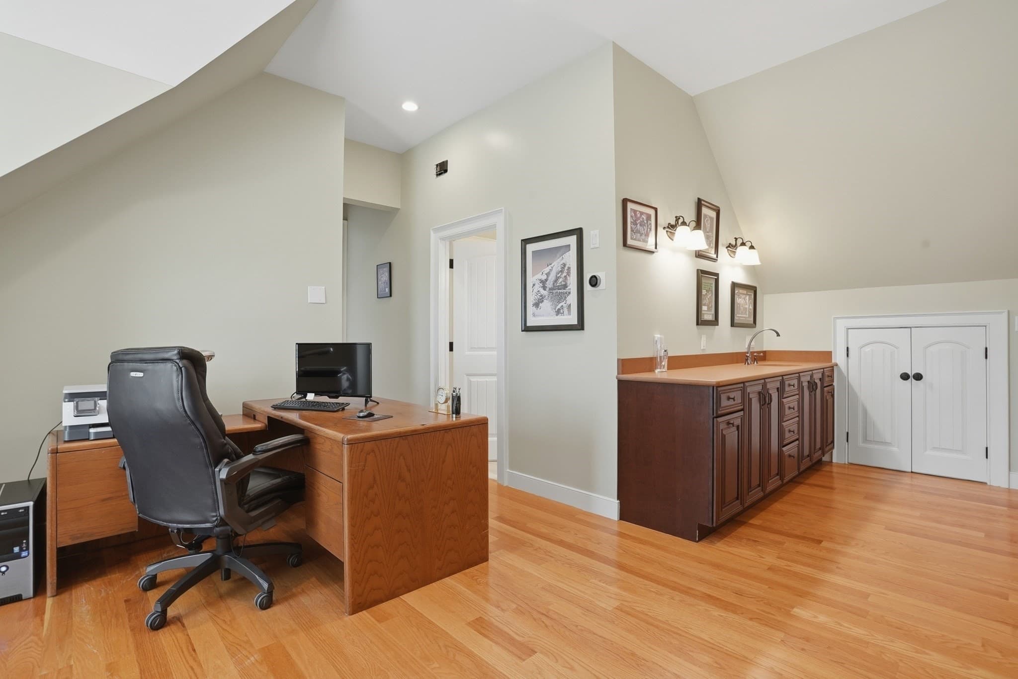 Single Family Residence at 1 Twin Springs Drive, Saugus MA 01906, Saugus, photo 19 of 42