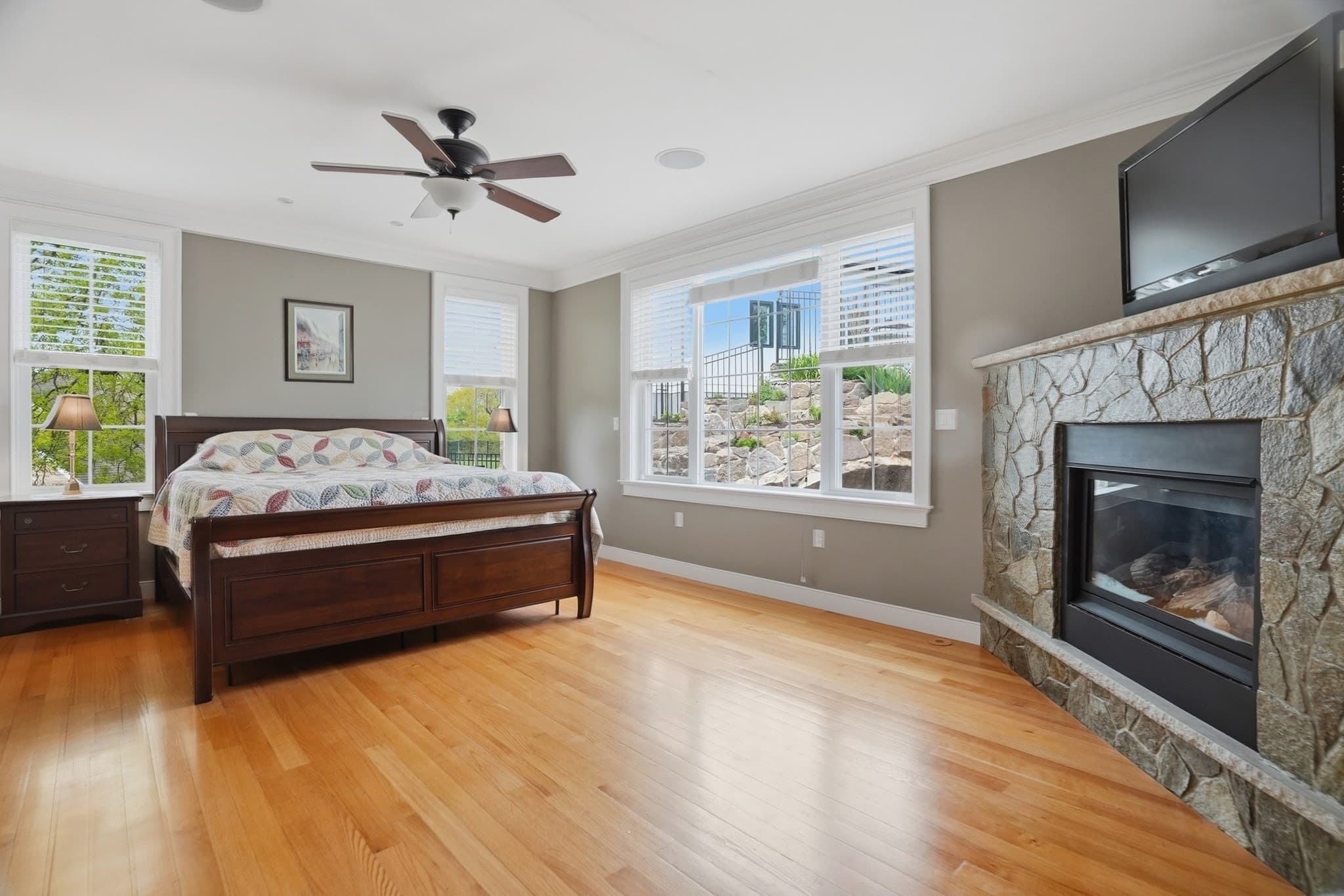 Single Family Residence at 1 Twin Springs Drive, Saugus MA 01906, Saugus, photo 21 of 42