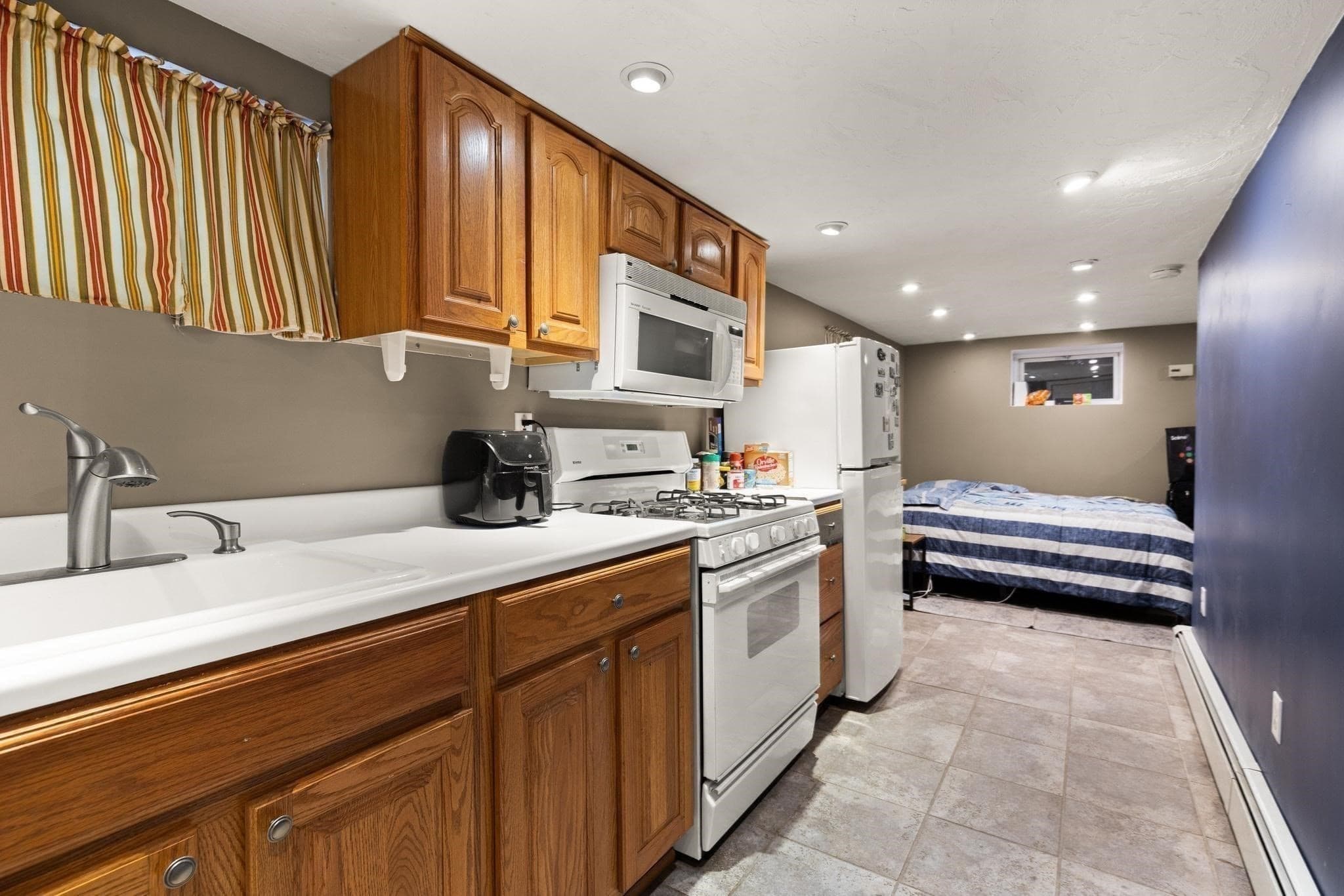 Single Family Residence at 42 Freeman Ave, Everett MA 02149, Everett, photo 21 of 40