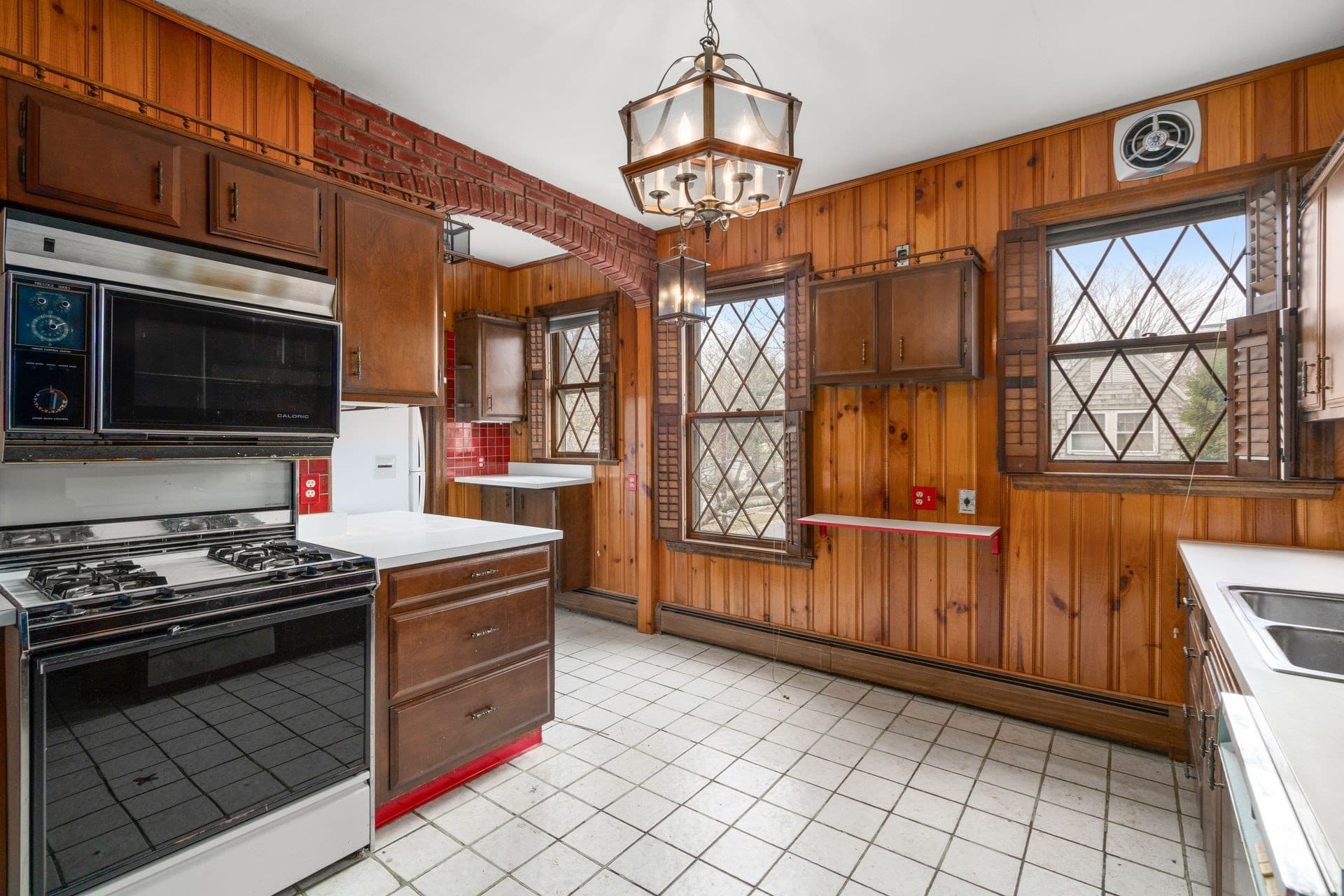 Residential at 1148 Boylston, Brookline MA 02467, Brookline, photo 13 of 19