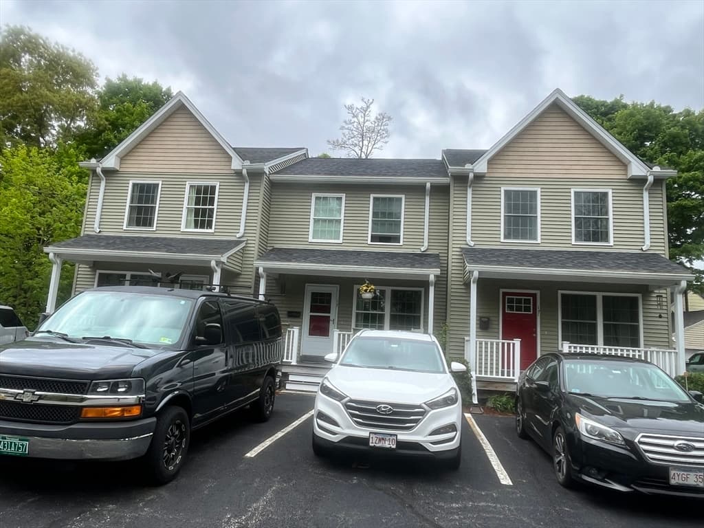 Condominium at 17 Arcade Street # B, Northbridge MA 01588, photo 2 of 15