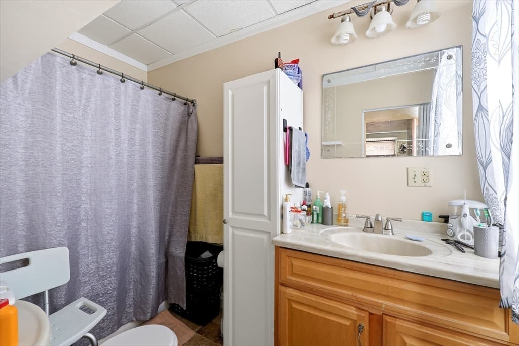 Multi Family at 2143-2145 Northampton St, Holyoke MA 01040, Holyoke, photo 11 of 42