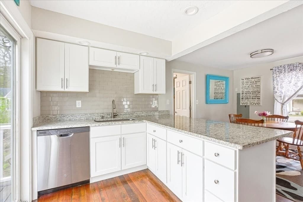 9 Douglas Ave, Norwell MA 02061 photo 7
