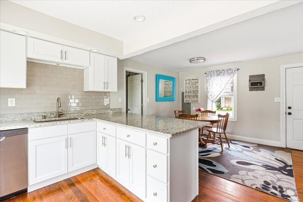 9 Douglas Ave, Norwell MA 02061 photo 9