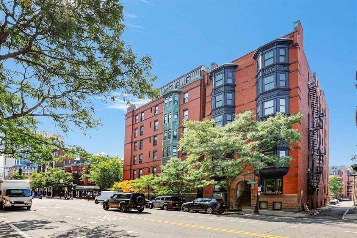 Condominium at 31 Massachusetts Ave # 2, Boston MA 02115, photo 9 of 9