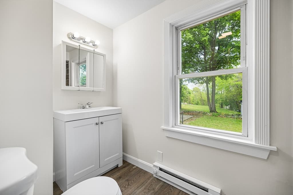 Single Family Residence at 146 Hayward St, Braintree MA 02184, photo 15 of 24