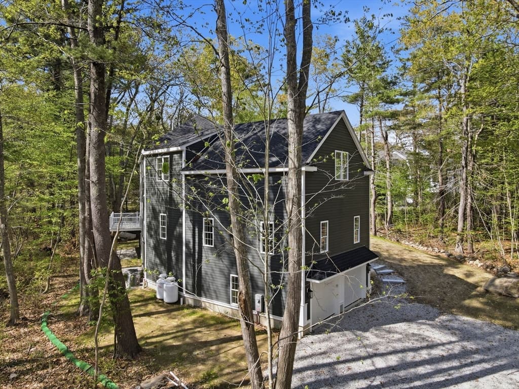 Single Family Residence at 95 Stony Brook Lane, Norwell MA 02061, Norwell, photo 40 of 42