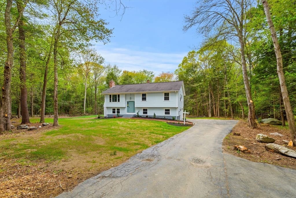 217 Dean St, Norton MA 02766 photo 3