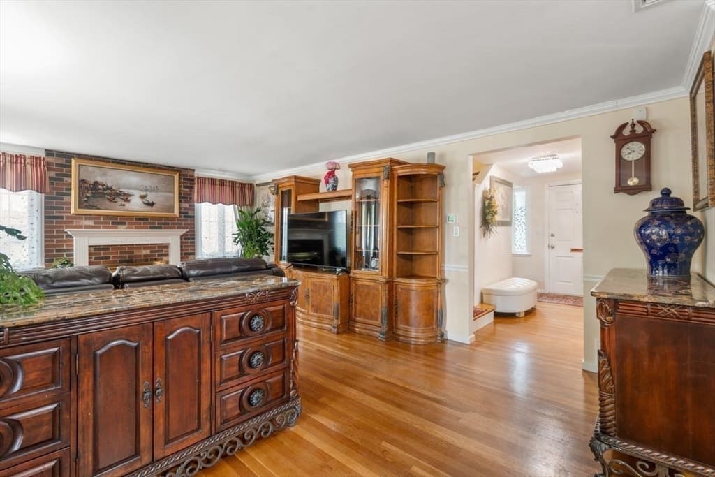 Single Family Residence at 560 Worcester Street, Wellesley MA 02481, photo 11 of 30