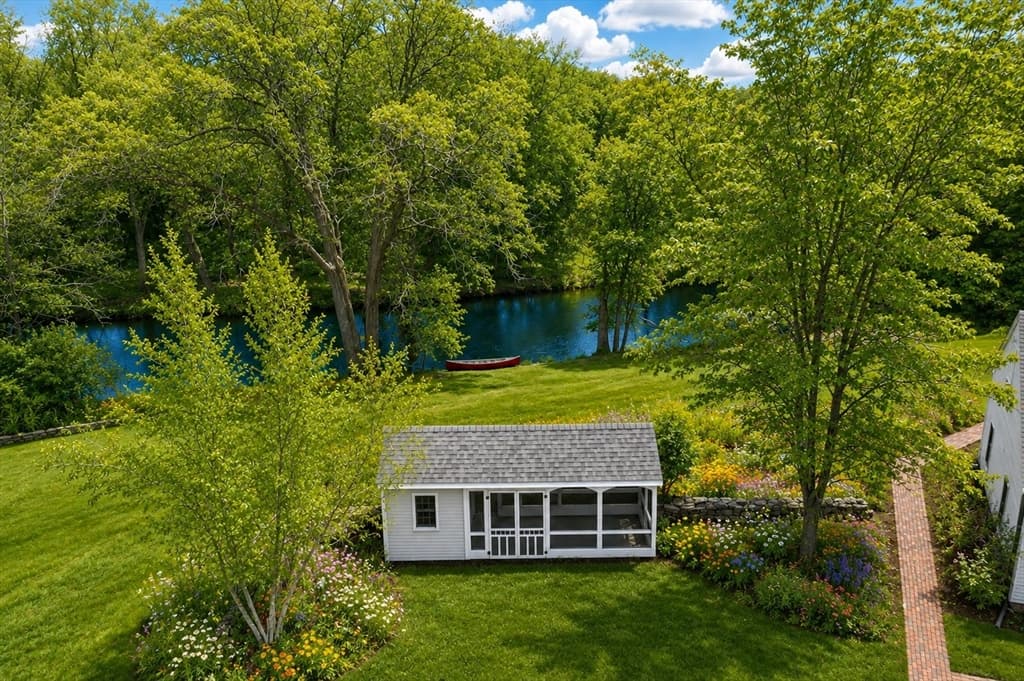 127 Lee Dr, Concord MA 01742 photo 37