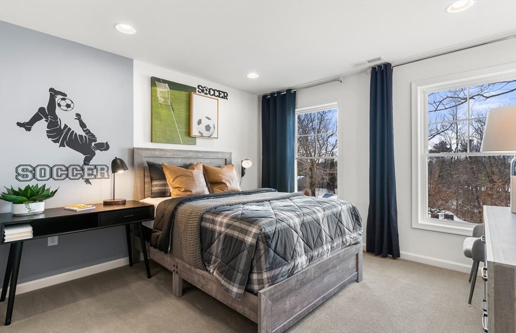 Condominium at 15 Emerald Run # 10, Shrewsbury MA 01545, photo 12 of 17