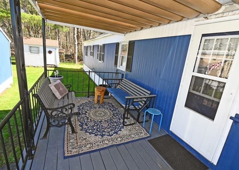 Mobile Home at 47 Clems Way # 47, Acushnet MA 02743, photo 2 of 12