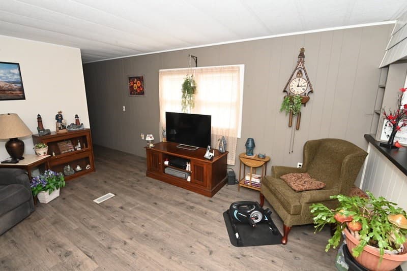 Mobile Home at 47 Clems Way # 47, Acushnet MA 02743, photo 3 of 12