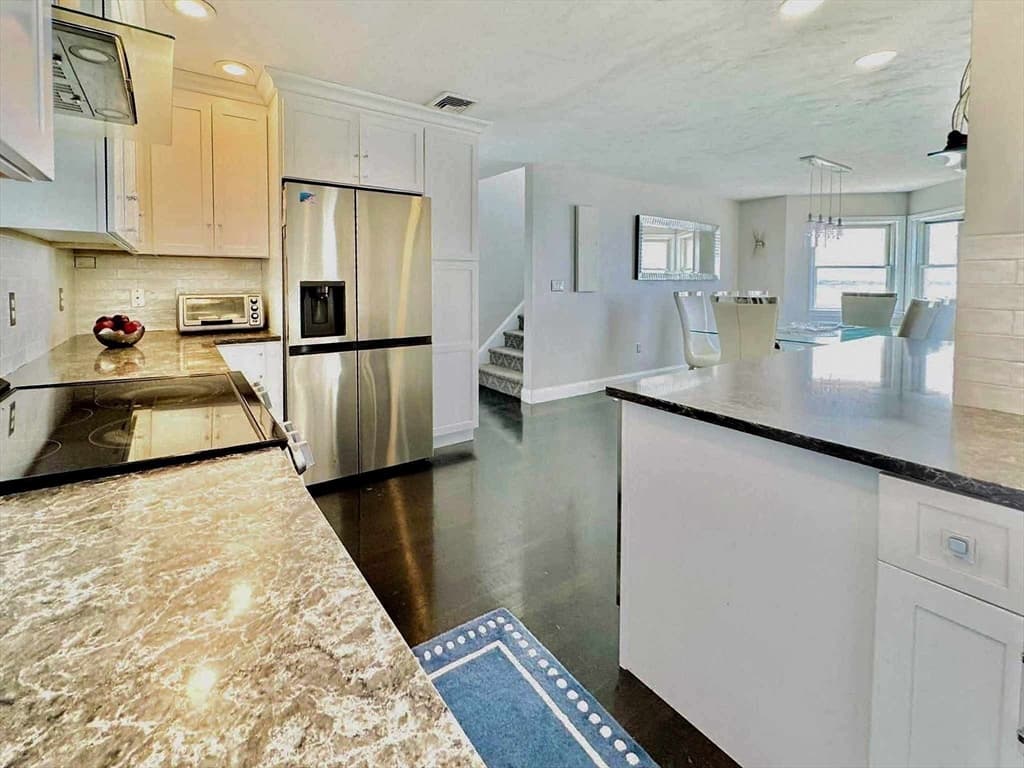 Condominium at 12 Marina Dr # 12, Hull MA 02045, photo 7 of 42