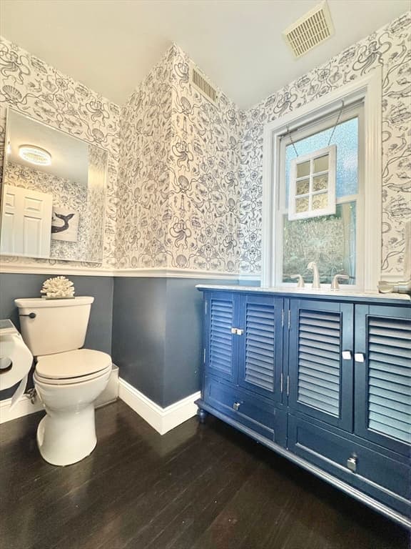 Condominium at 12 Marina Dr # 12, Hull MA 02045, photo 11 of 42