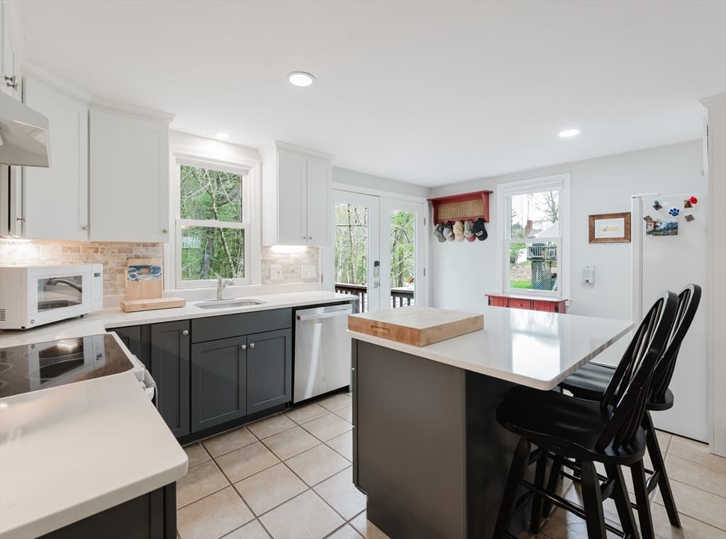 6 Michelle Lane, Mattapoisett MA 02739 photo 13
