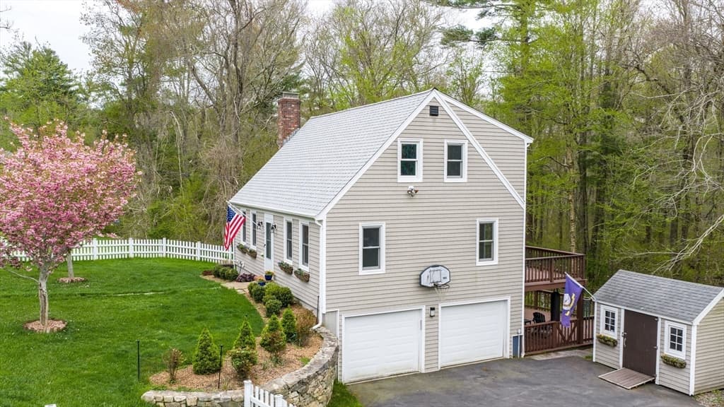 6 Michelle Lane, Mattapoisett MA 02739 photo 9