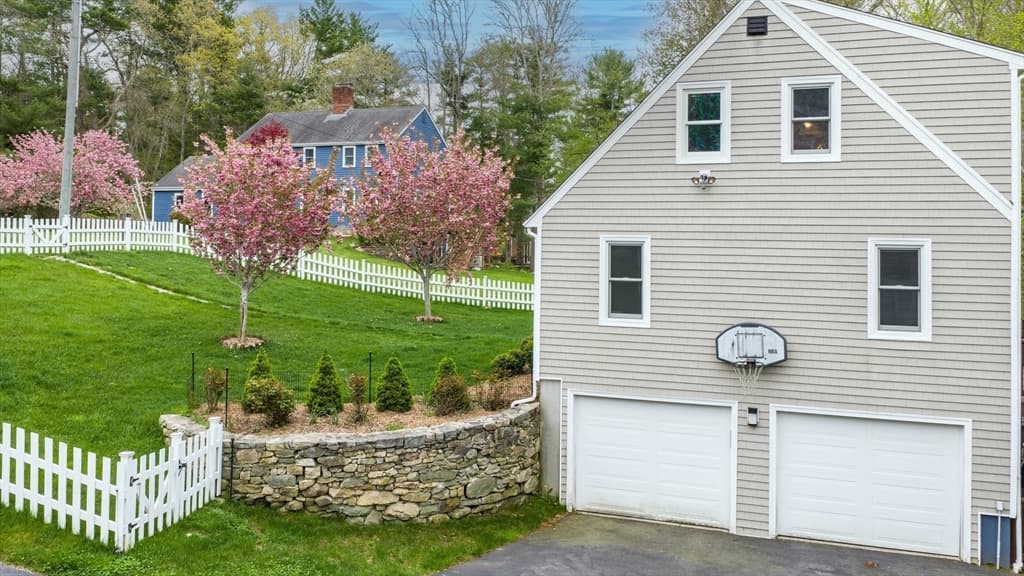 6 Michelle Lane, Mattapoisett MA 02739 photo 8