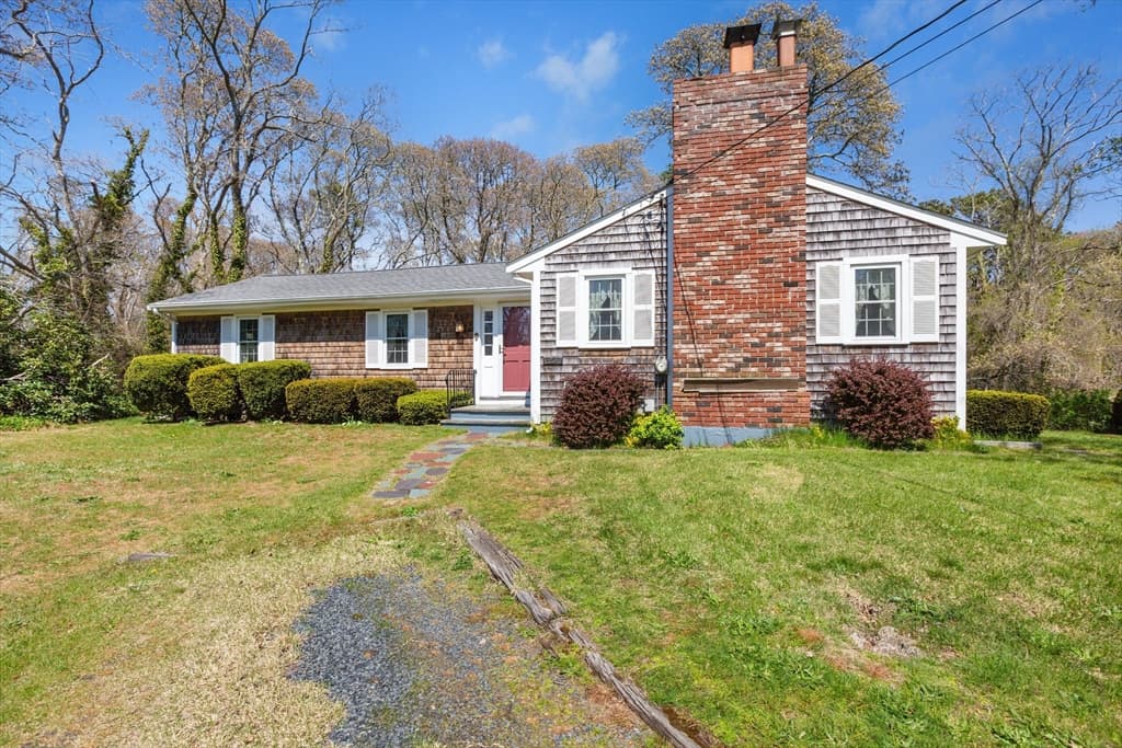Single Family Residence at 1230 Massasoit Road, Eastham MA 02642, Eastham, photo 5 of 40
