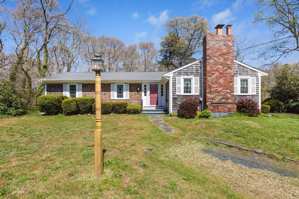 Single Family Residence at 1230 Massasoit Road, Eastham MA 02642, Eastham, photo 4 of 40