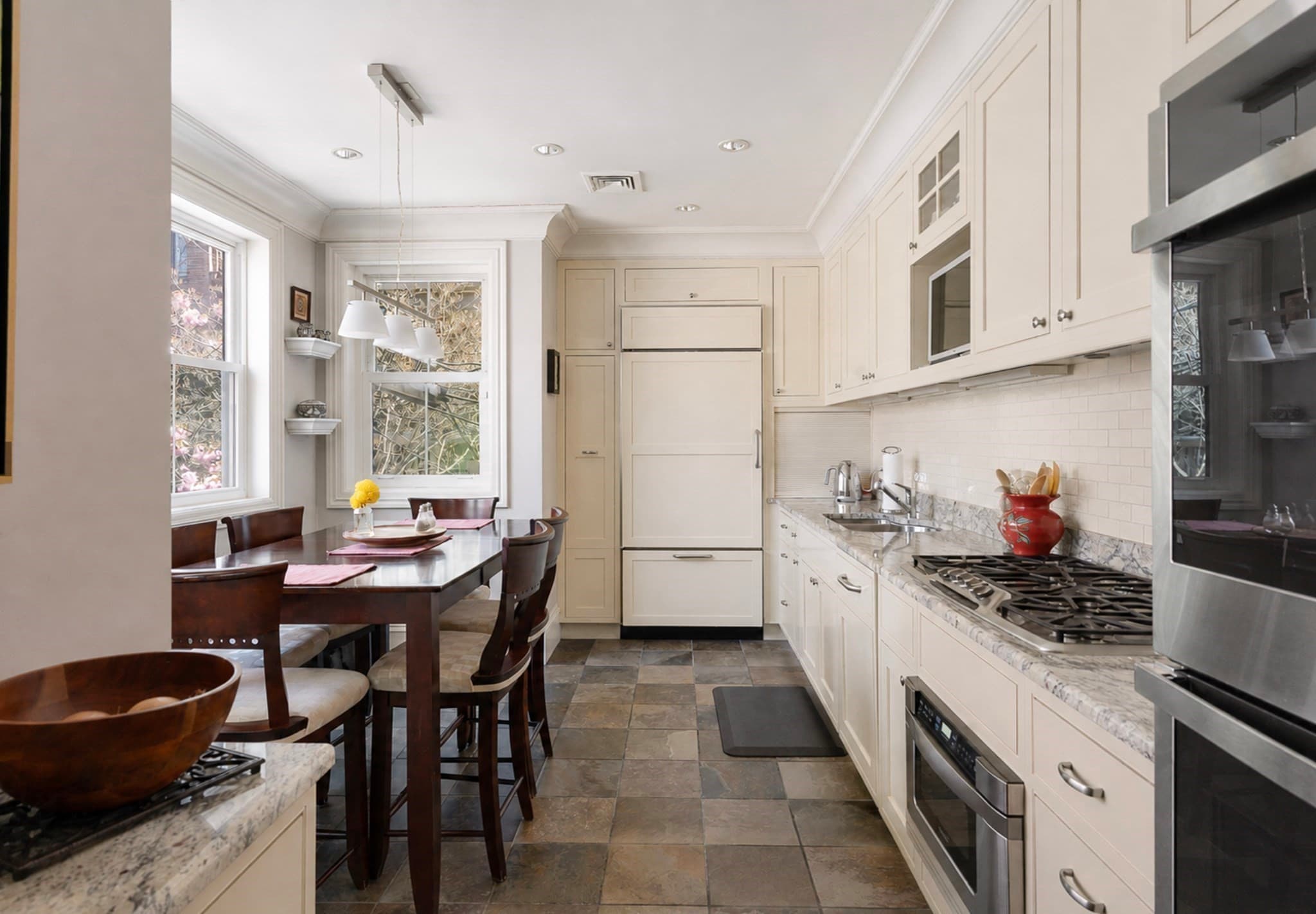 Single Family Residence at 8 Ringgold St, Boston MA 02118, photo 16 of 40