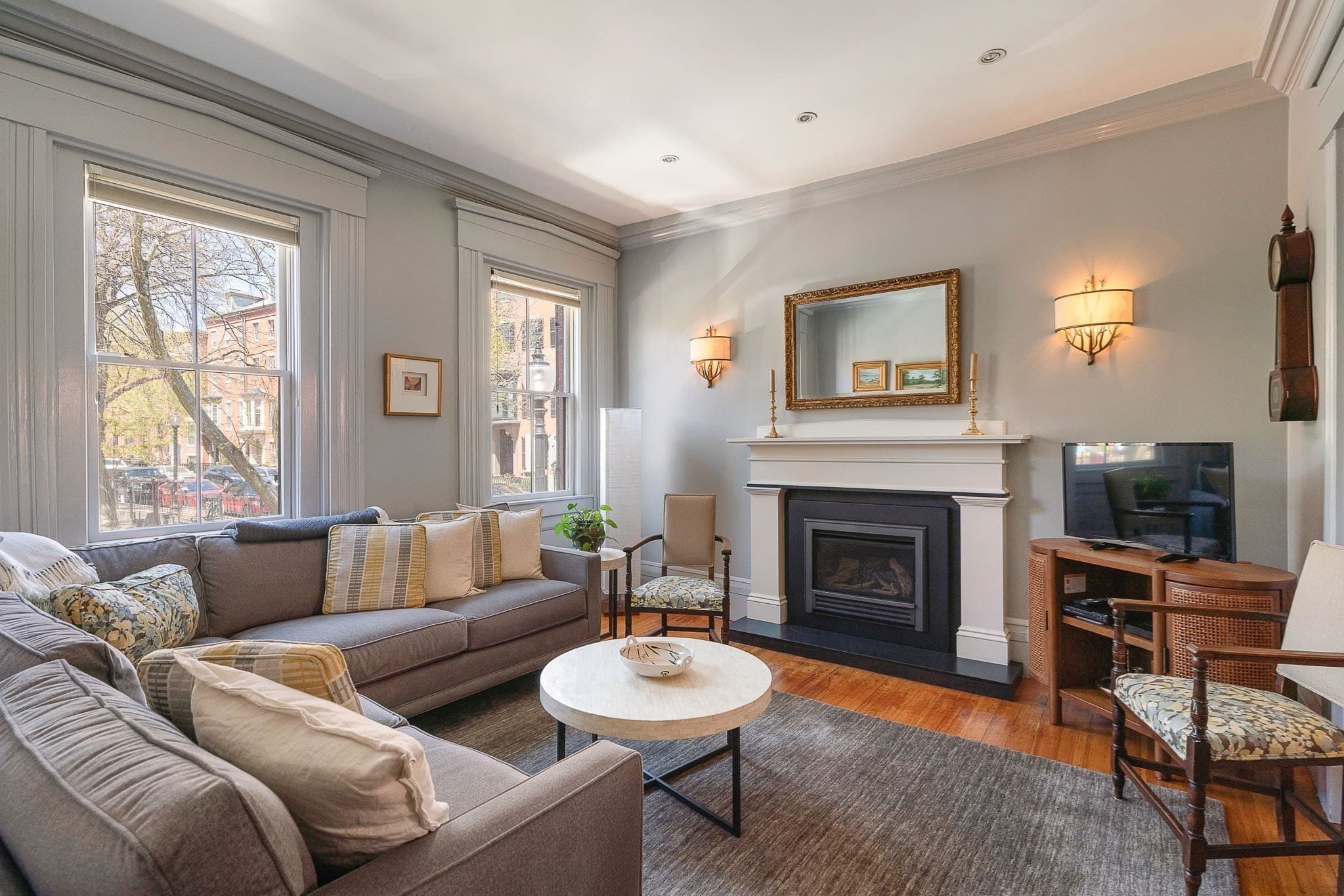 Single Family Residence at 8 Ringgold St, Boston MA 02118, photo 11 of 40