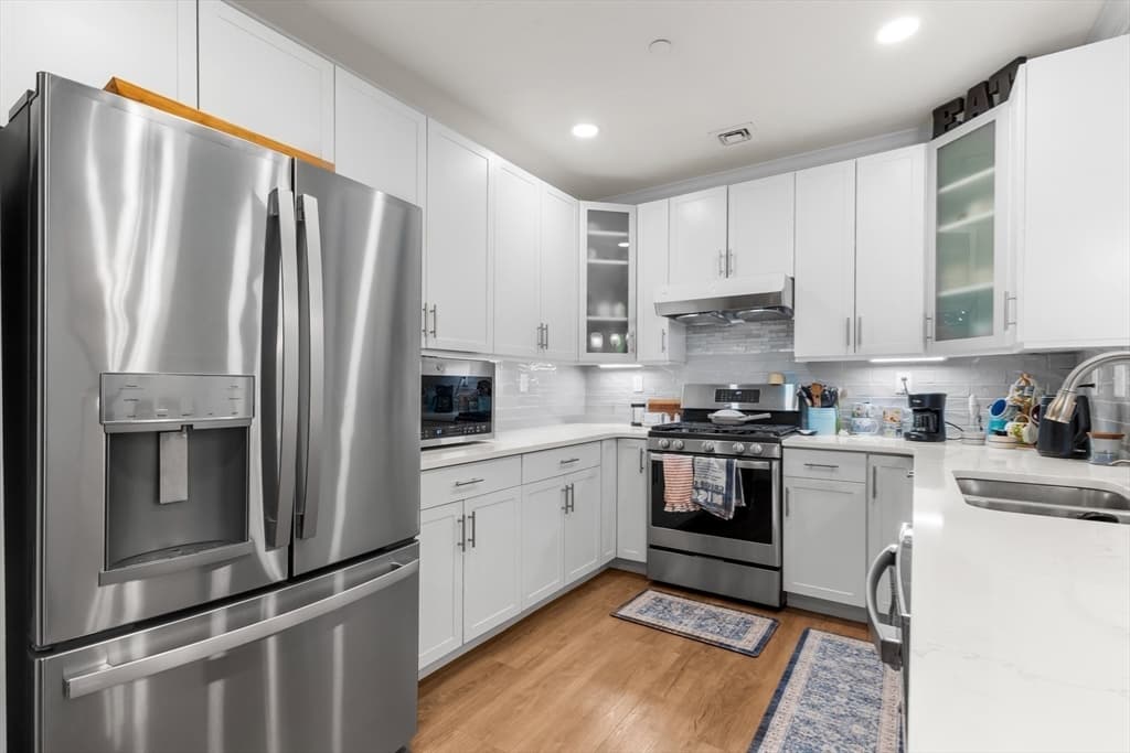 Condominium at 320 Middlesex Ave # B205, Medford MA 02155, photo 7 of 40