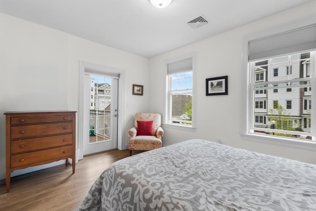 Condominium at 320 Middlesex Ave # B205, Medford MA 02155, photo 8 of 40