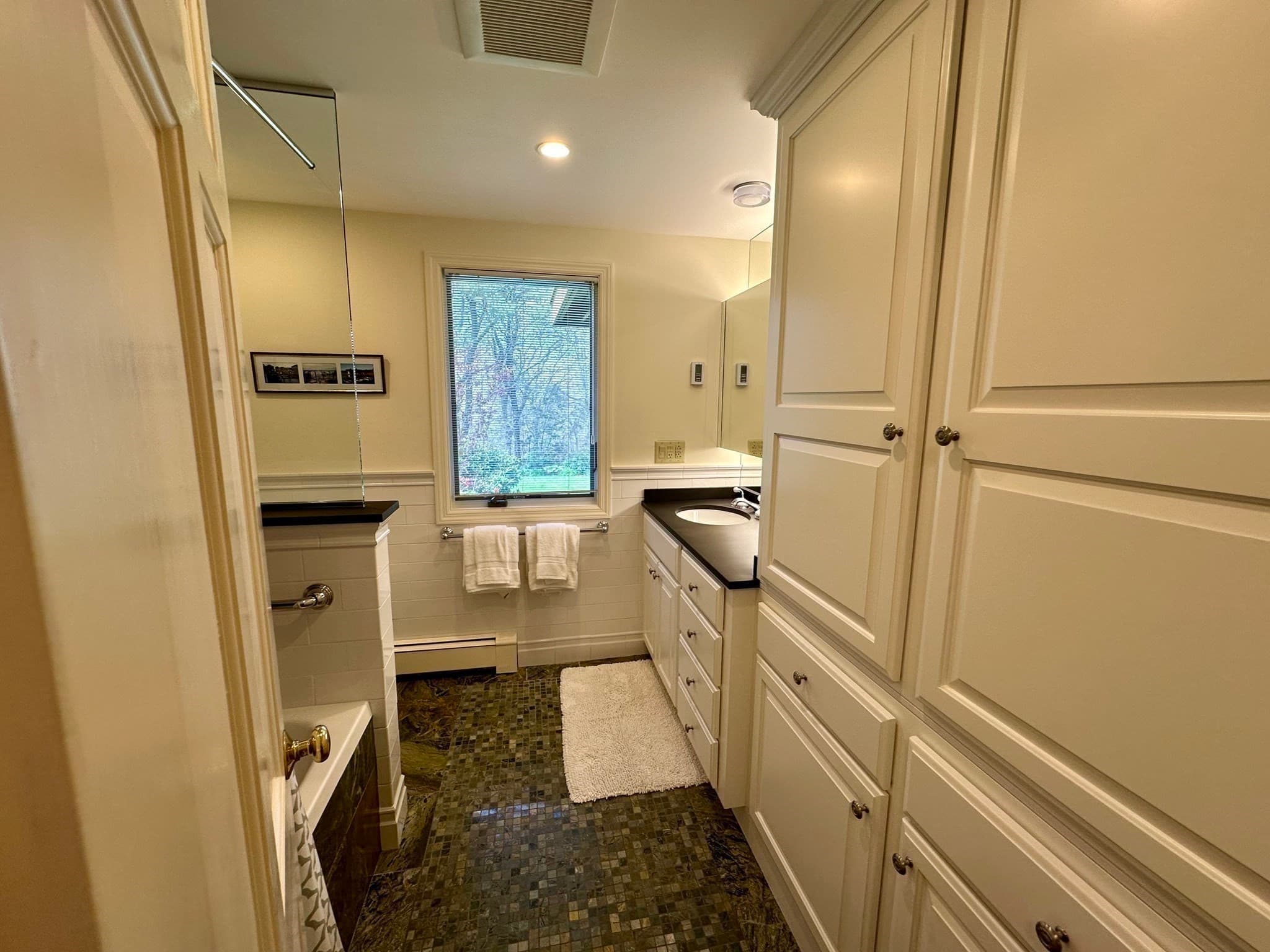 Single Family Residence at 26 Bijahs Way, Chilmark MA 02535, photo 18 of 29