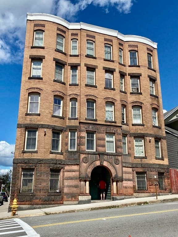 257 Pleasant # 17, Worcester MA 01609