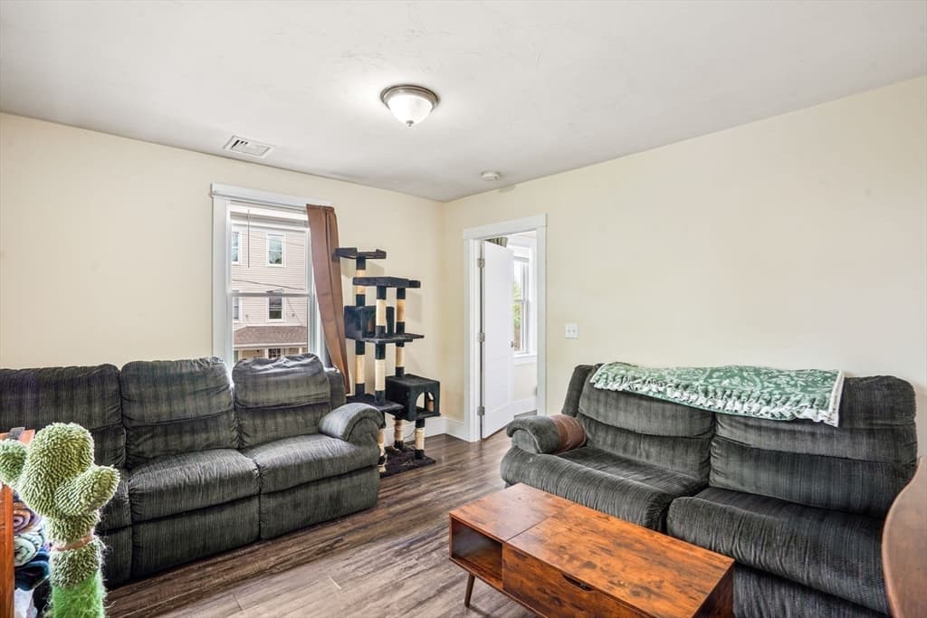 2 Family - 2 Units Up/Down at 21 Forest Avenue Ct, Plymouth MA 02360, Plymouth, photo 17 of 36
