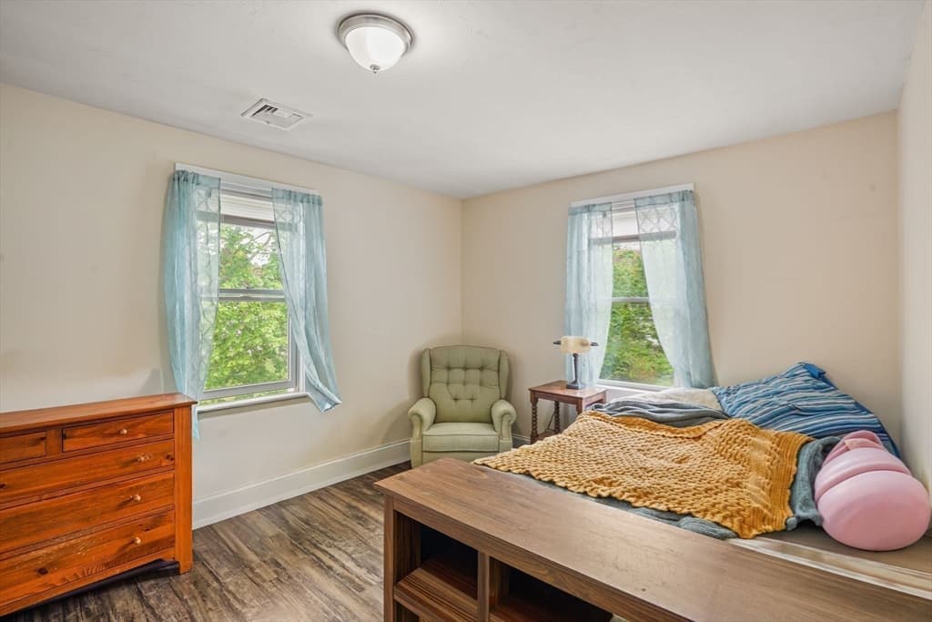 2 Family - 2 Units Up/Down at 21 Forest Avenue Ct, Plymouth MA 02360, Plymouth, photo 12 of 36