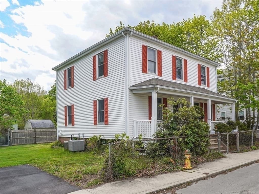 2 Family - 2 Units Up/Down at 21 Forest Avenue Ct, Plymouth MA 02360, Plymouth, photo 3 of 36