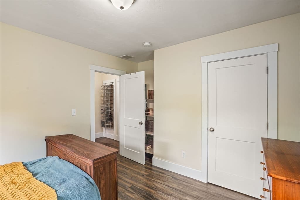 2 Family - 2 Units Up/Down at 21 Forest Avenue Ct, Plymouth MA 02360, Plymouth, photo 14 of 36