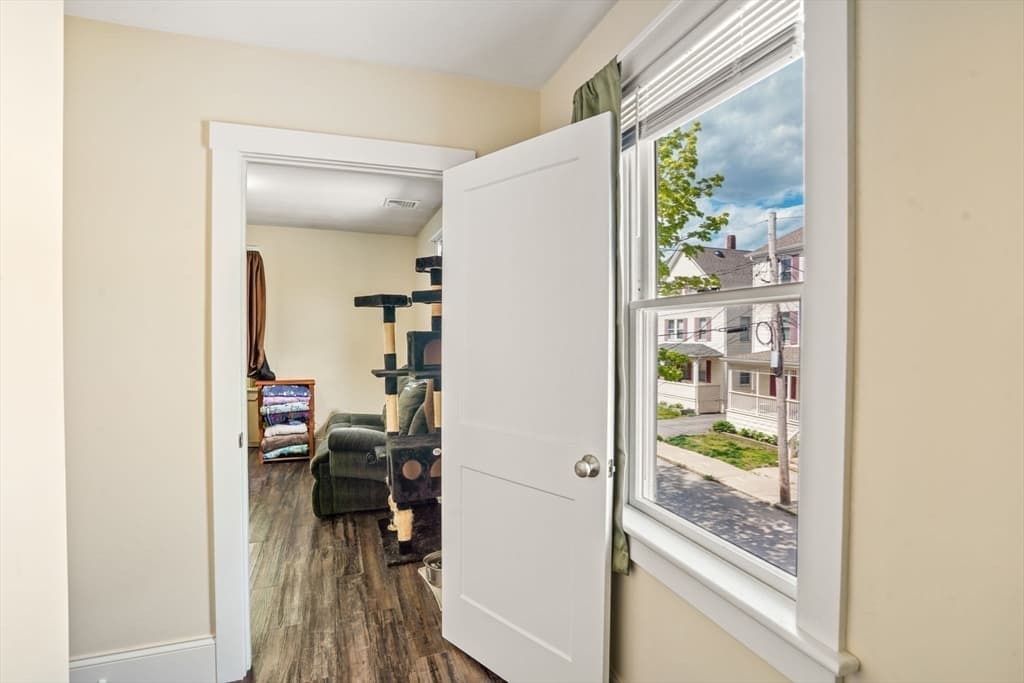 2 Family - 2 Units Up/Down at 21 Forest Avenue Ct, Plymouth MA 02360, Plymouth, photo 18 of 36