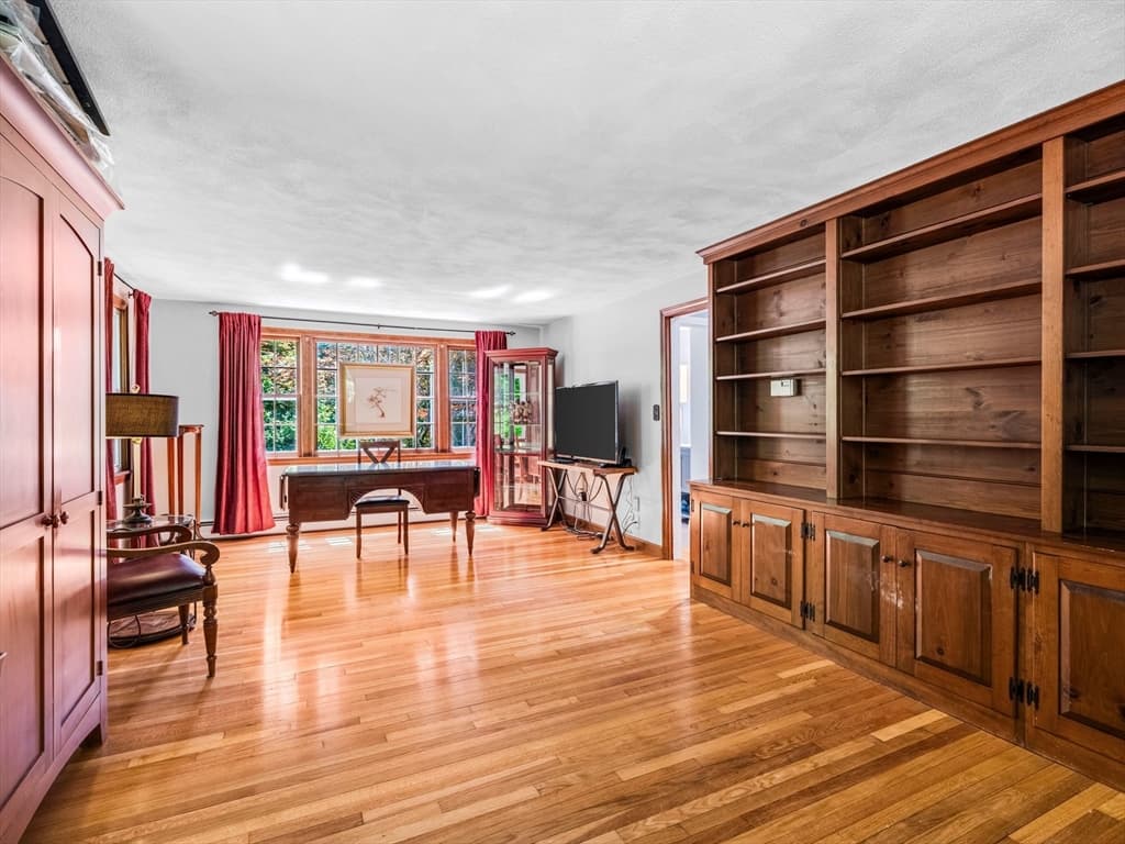 Single Family Residence at 147 Bare Hill Road, Boxford MA 01921, Boxford, photo 14 of 23
