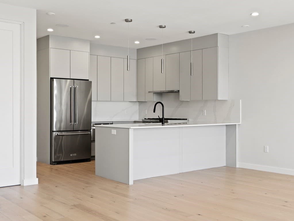 Condominium at 340 West 2nd Street # 17, Boston MA 02127, photo 7 of 36
