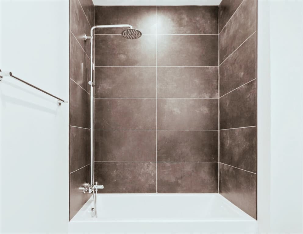 Condominium at 340 West 2nd Street # 17, Boston MA 02127, photo 18 of 36