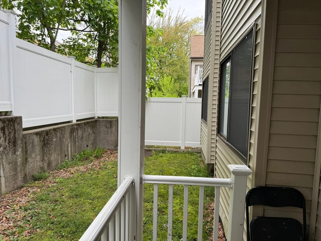11 Hulbert # 15, Worcester MA 01603 photo 5