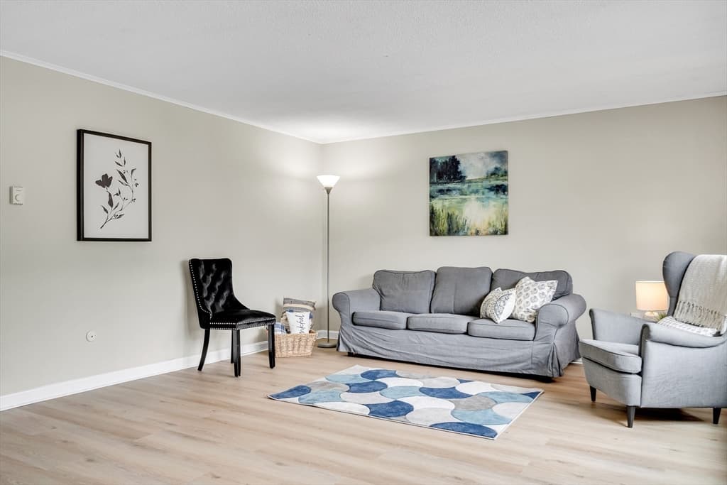 Condominium at 140 Madison Ave # 140, Arlington MA 02476, Arlington, photo 7 of 14