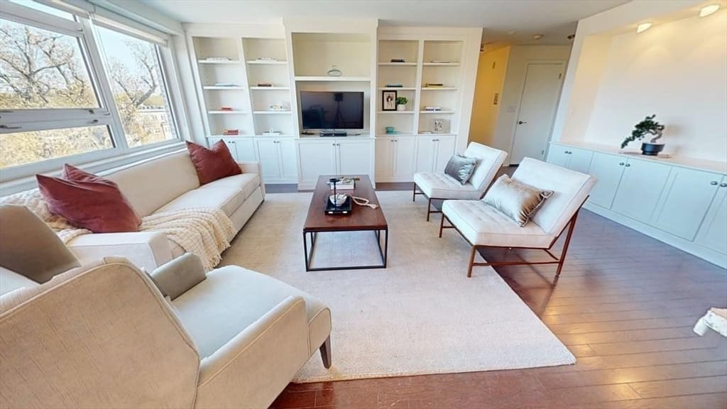 Condominium at 10 Hammond Pond Parkway # 607, Newton MA 02467, Newton, photo 2 of 29