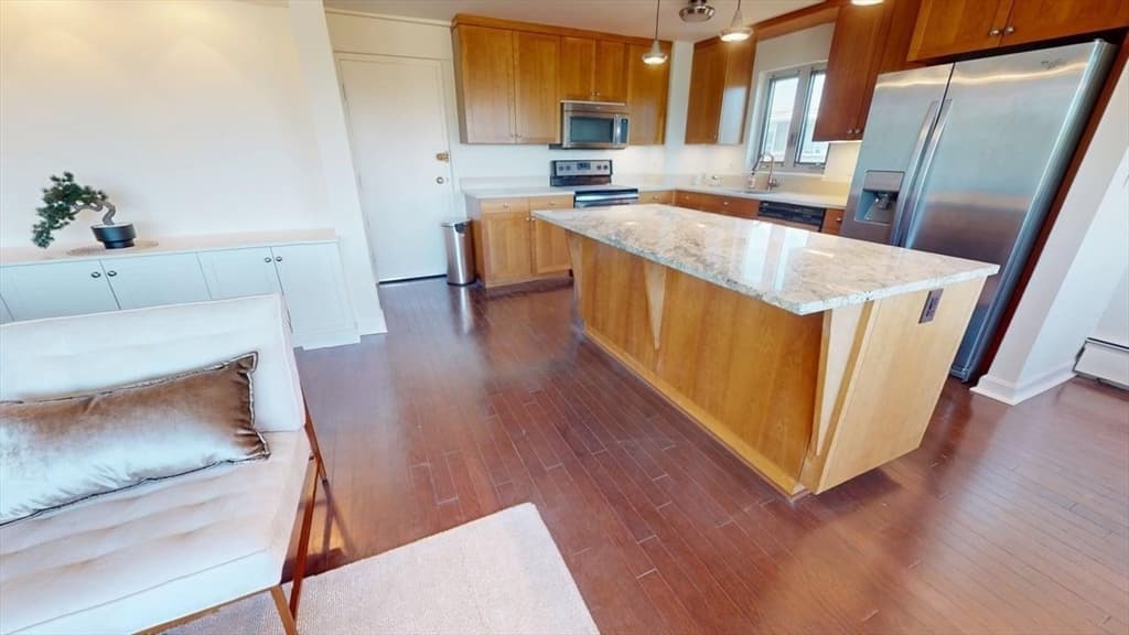 Condominium at 10 Hammond Pond Parkway # 607, Newton MA 02467, Newton, photo 16 of 29