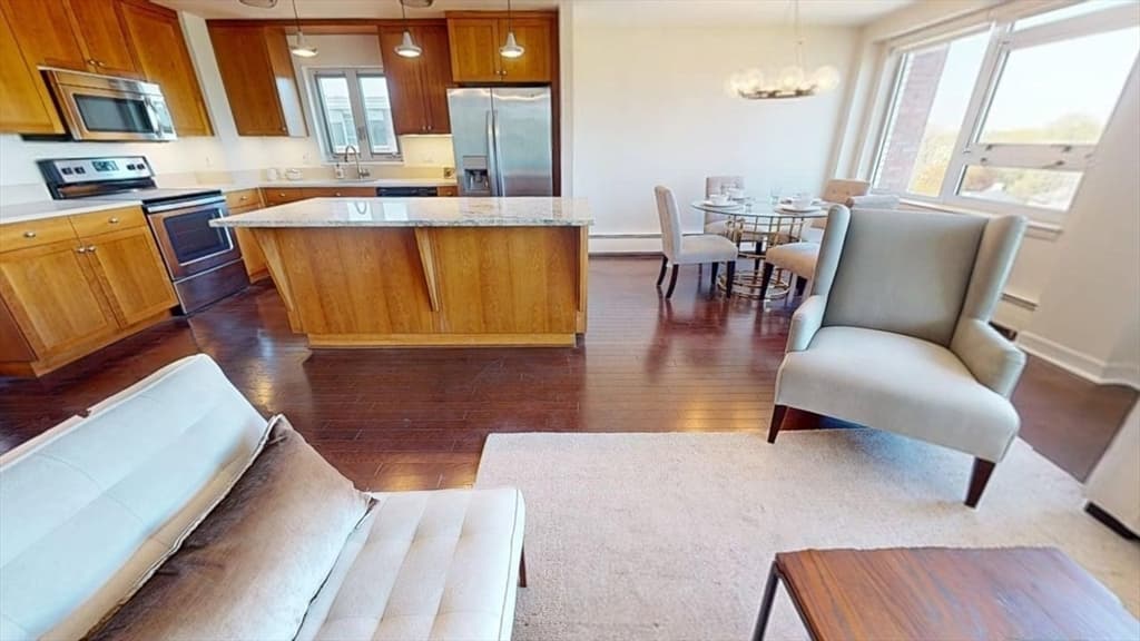 Condominium at 10 Hammond Pond Parkway # 607, Newton MA 02467, Newton, photo 14 of 29
