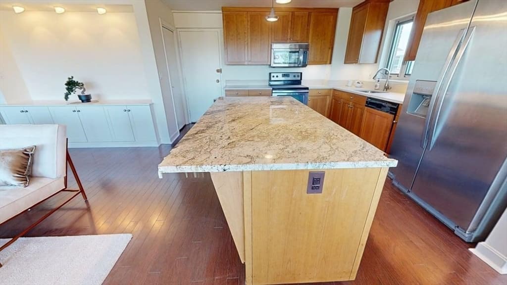 Condominium at 10 Hammond Pond Parkway # 607, Newton MA 02467, Newton, photo 15 of 29