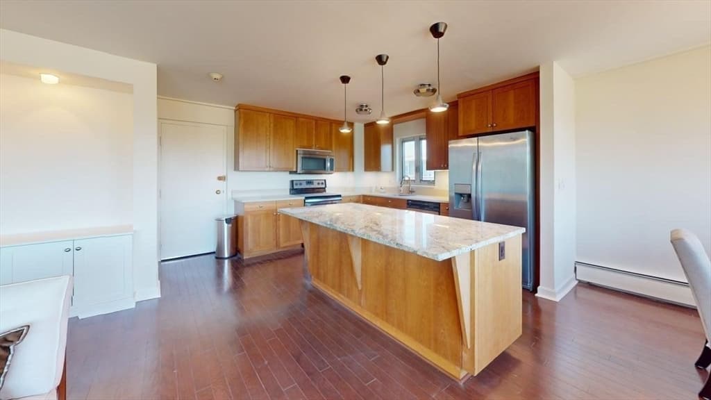 Condominium at 10 Hammond Pond Parkway # 607, Newton MA 02467, Newton, photo 8 of 29