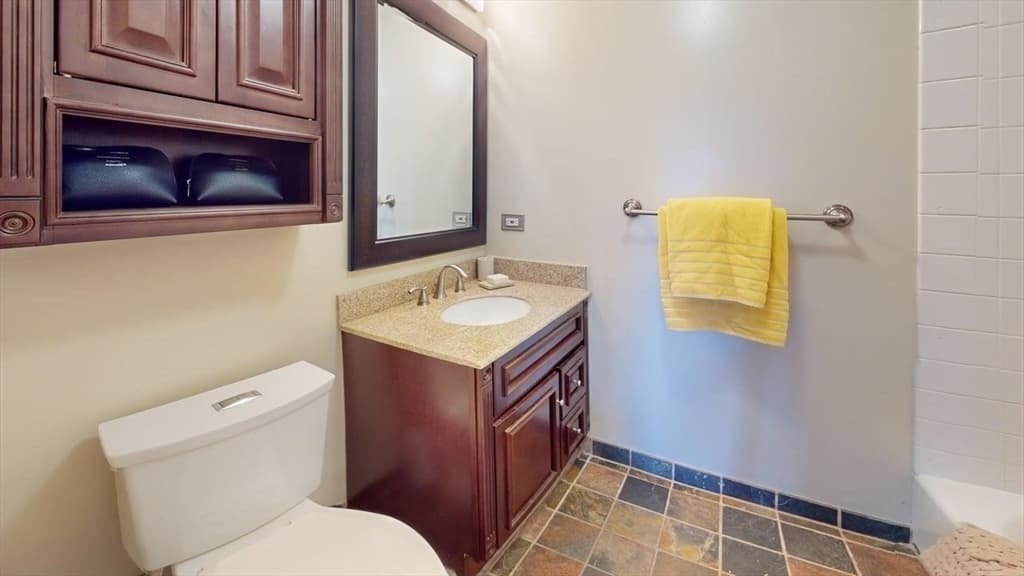 Condominium at 10 Hammond Pond Parkway # 607, Newton MA 02467, Newton, photo 25 of 29