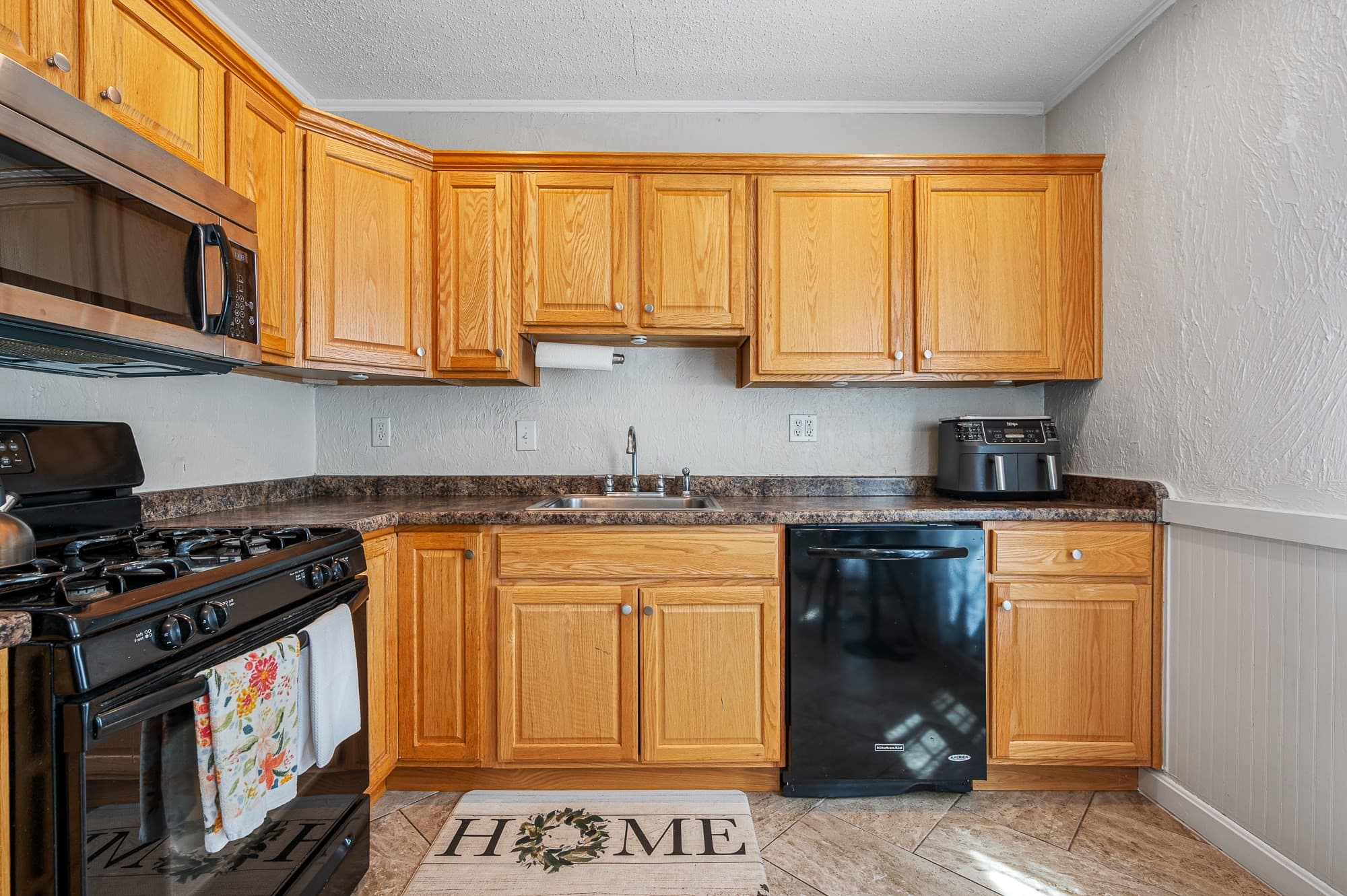Condominium at 11 Sampson St. # 11, Grafton MA 01560, Grafton, photo 6 of 22
