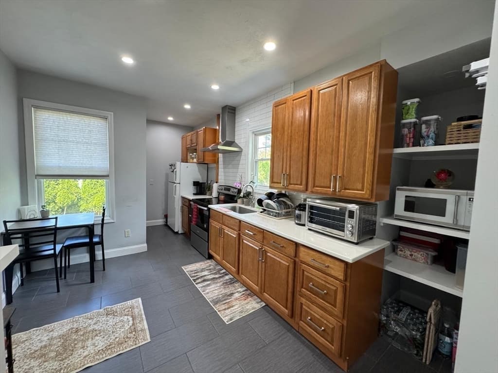 26 Orchard St, Leominster MA 01453 photo 17