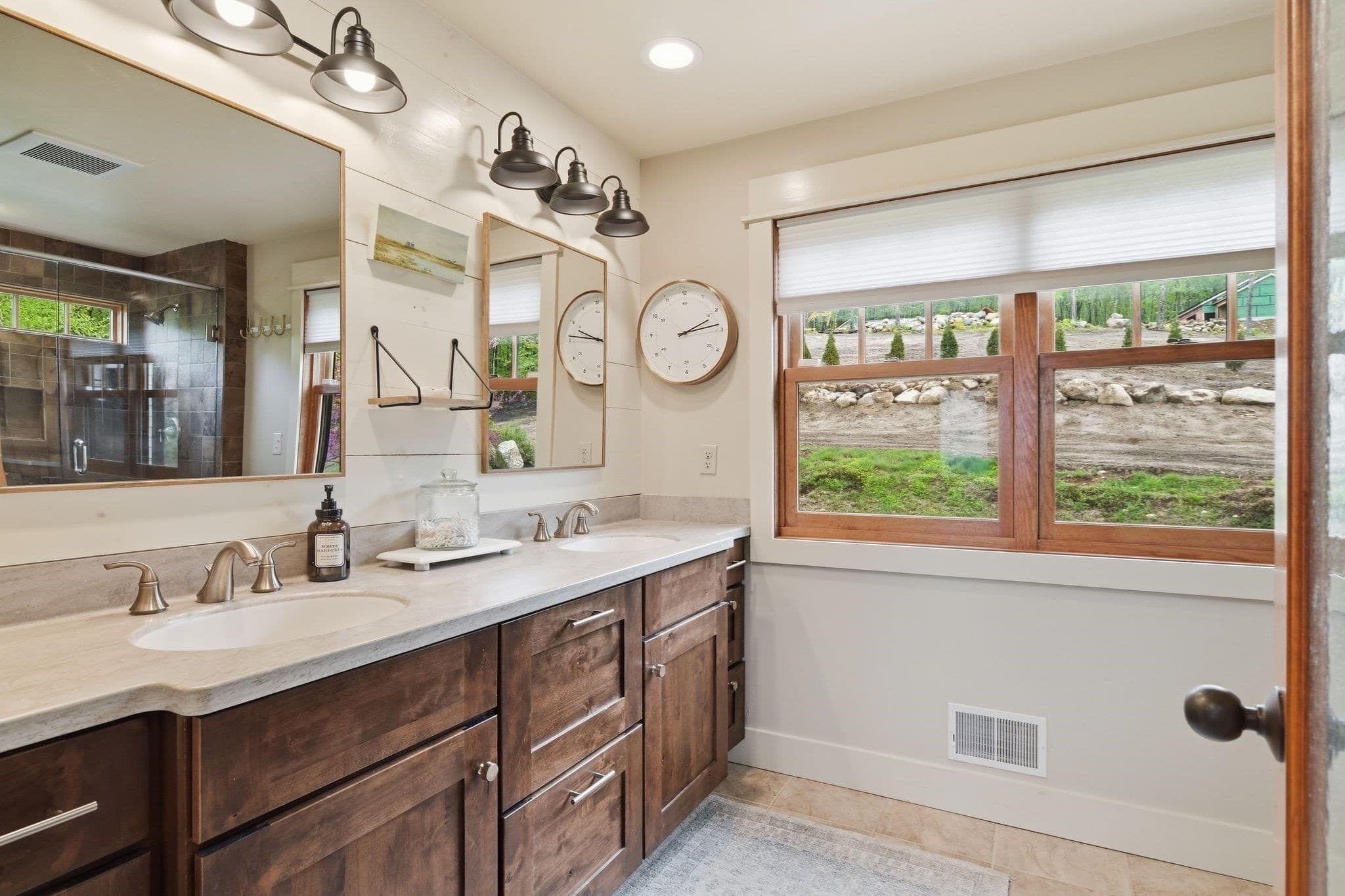 Single Family Residence at 329 Southampton Rd, Westhampton MA 01027, photo 16 of 40